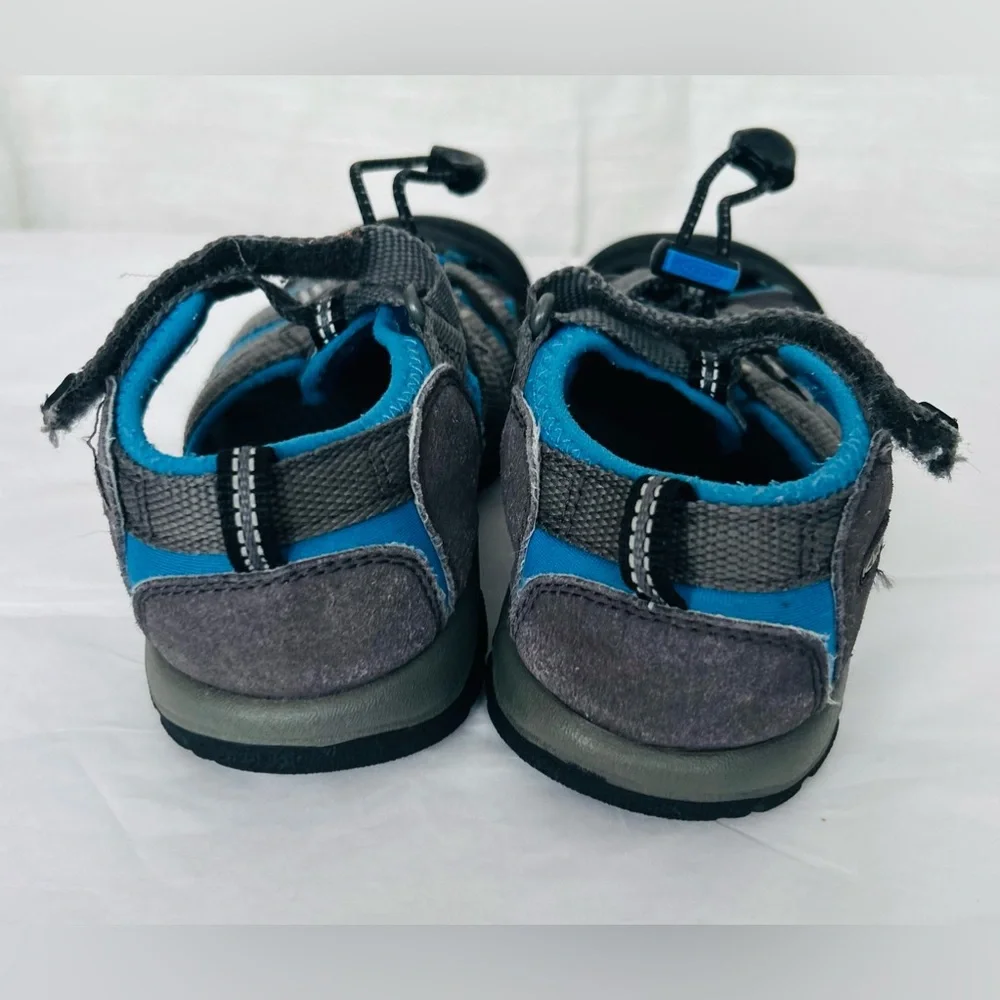 Keen Unisex Youth Newport H2 Gray‎ and Blue Outdoor Hiking Sneaker Sandals